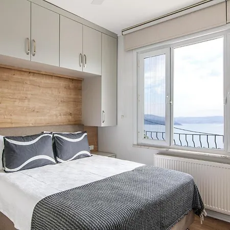 Fancy With Balcony And View In Sariyer * Istanbul
