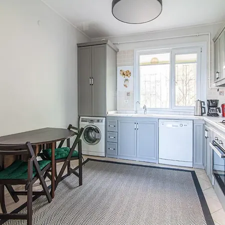公寓 Fancy With Balcony And View In Sariyer *