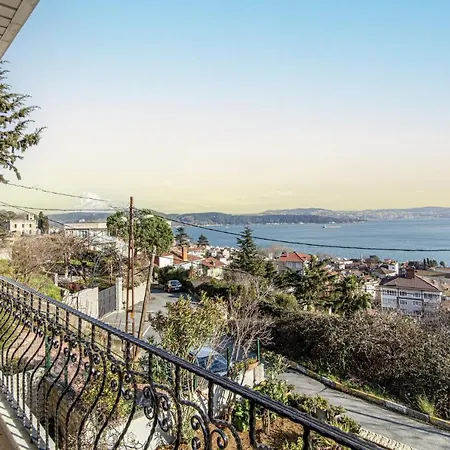 アパート Fancy With Balcony And View In Sariyer